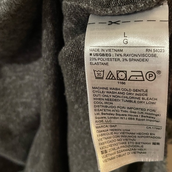 GAP Maternity Lightweight Cowl Neck Sweater - Picture 3 of 3